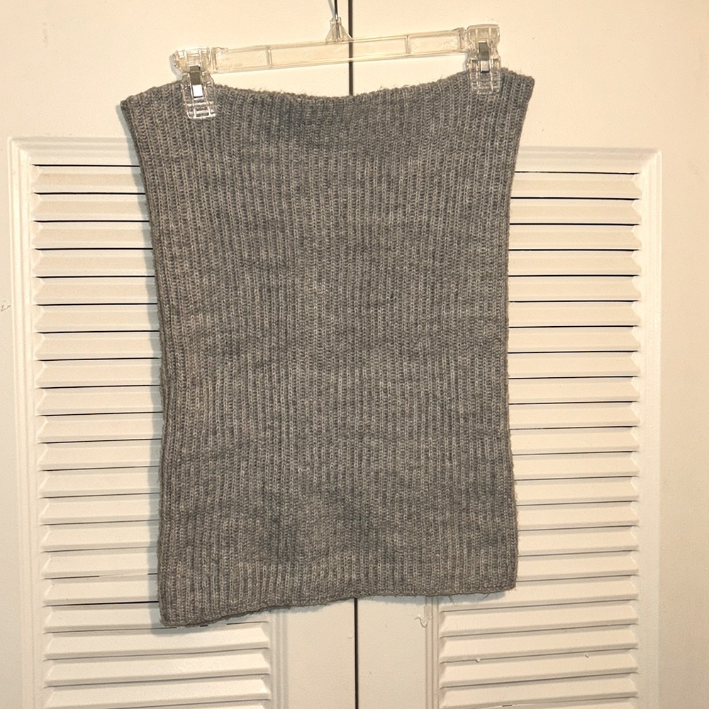 Grey Knit Tube Scarf